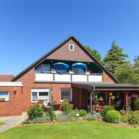 Ferienwohnung Haus Heimathafen Esens Esterno foto