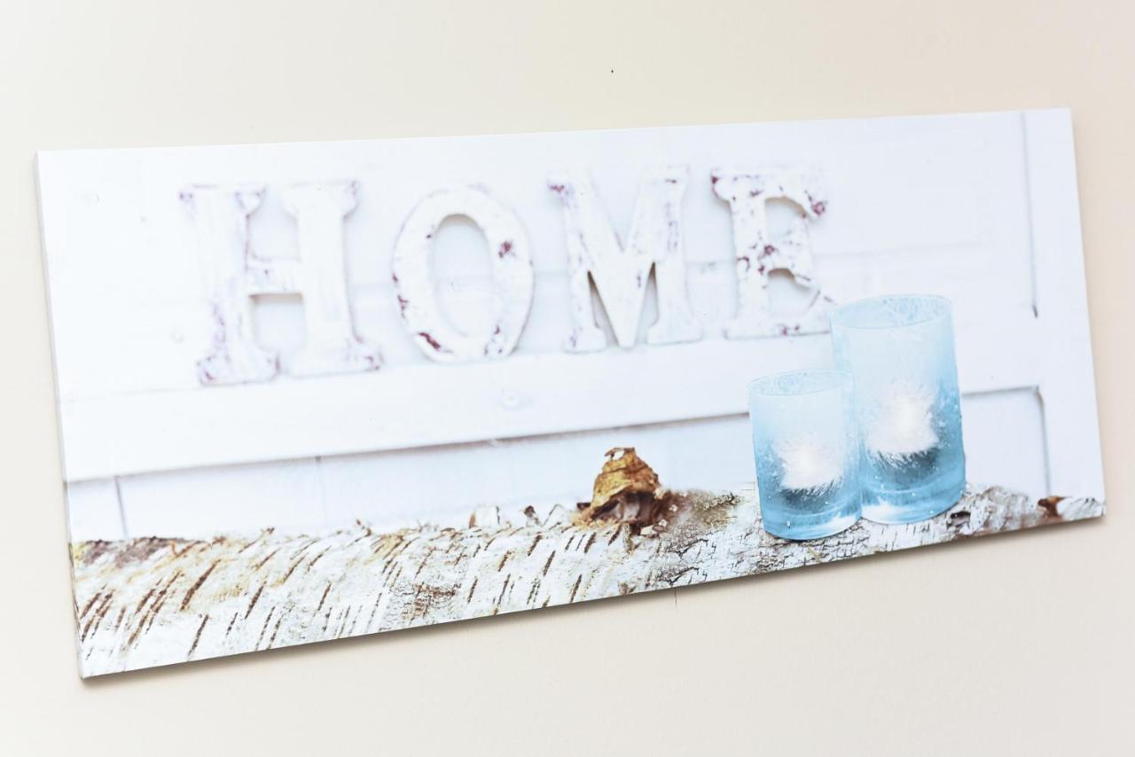 Ferienwohnung Haus Heimathafen Esens Esterno foto