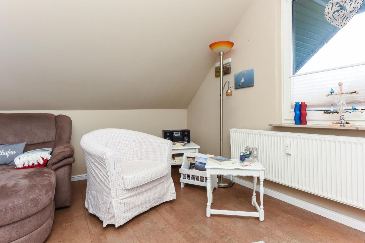 Ferienwohnung Haus Heimathafen Esens Esterno foto