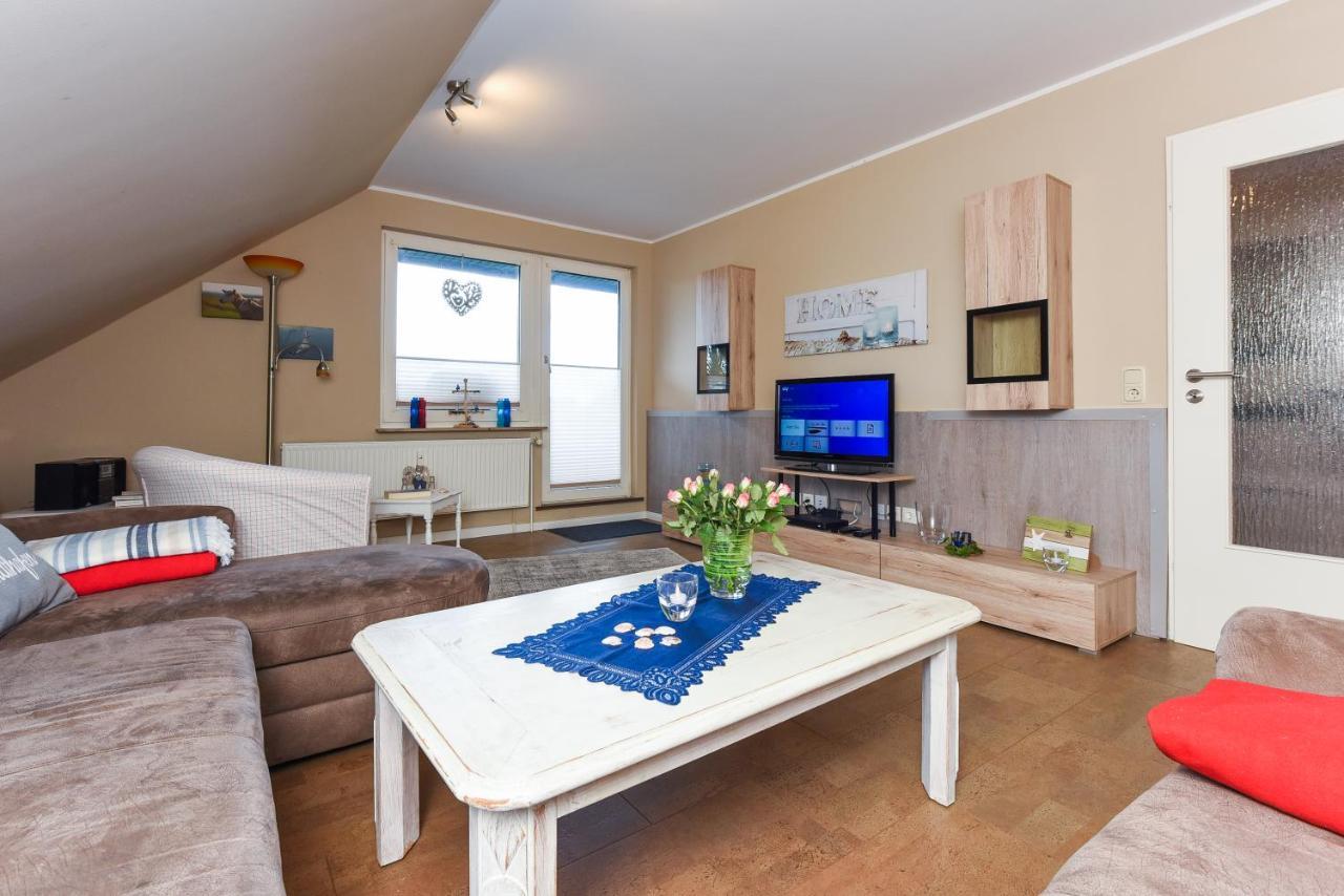 Ferienwohnung Haus Heimathafen Esens Esterno foto