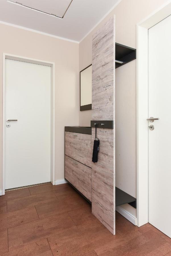 Ferienwohnung Haus Heimathafen Esens Esterno foto