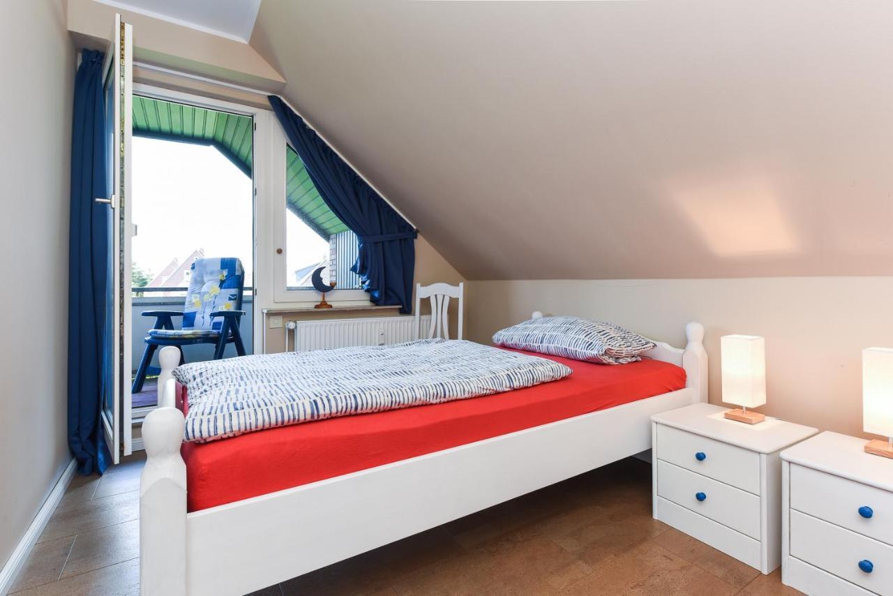 Ferienwohnung Haus Heimathafen Esens Esterno foto