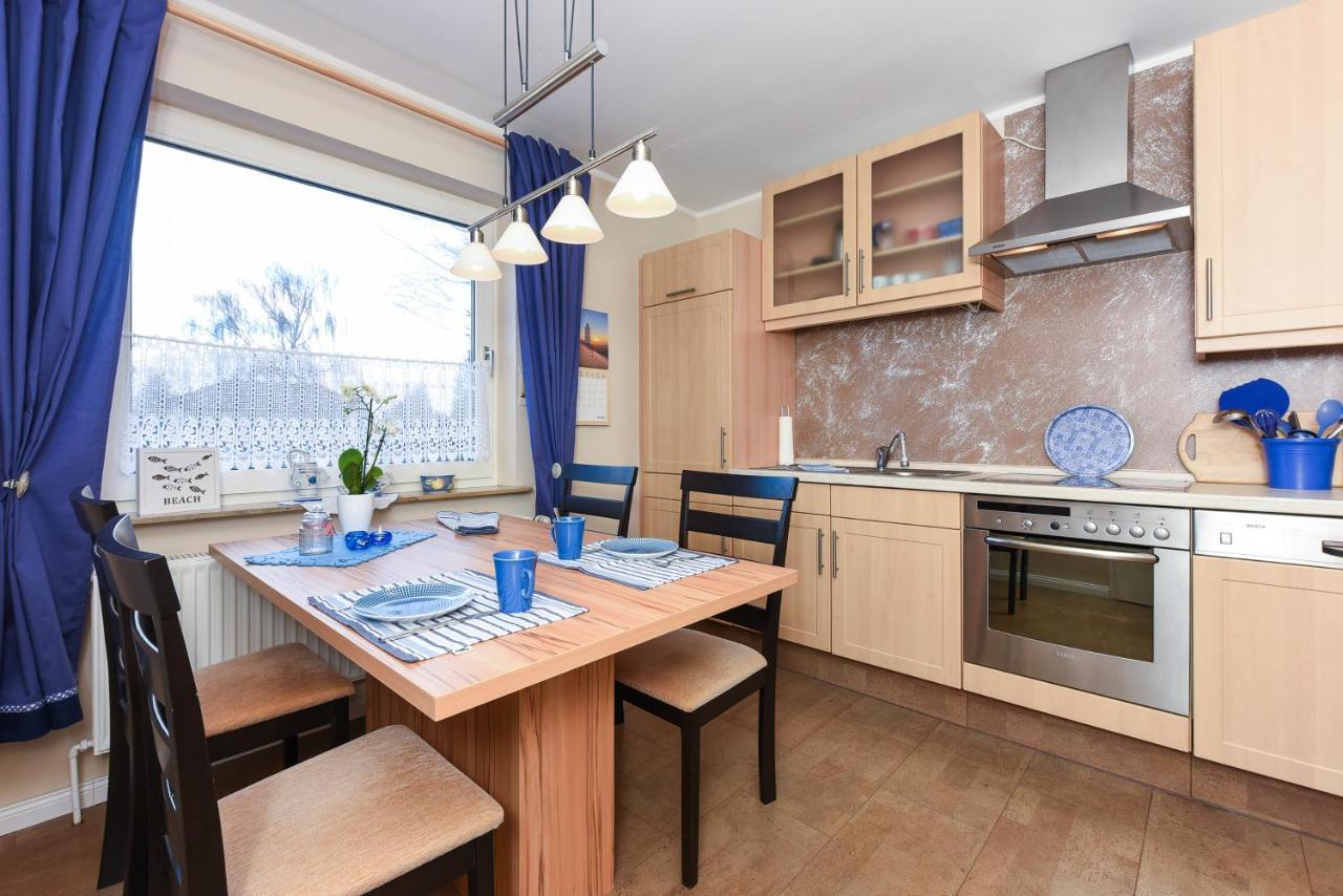 Ferienwohnung Haus Heimathafen Esens Esterno foto